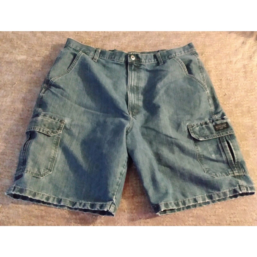 Vintage Wrangler Blue Denim Cargo Shorts Men's Size 38 Skater Grunge Y2K Outdoor